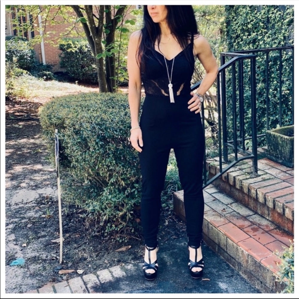🌺🆕 LACEY BLACK JUMPSUIT - Picture 3 of 4